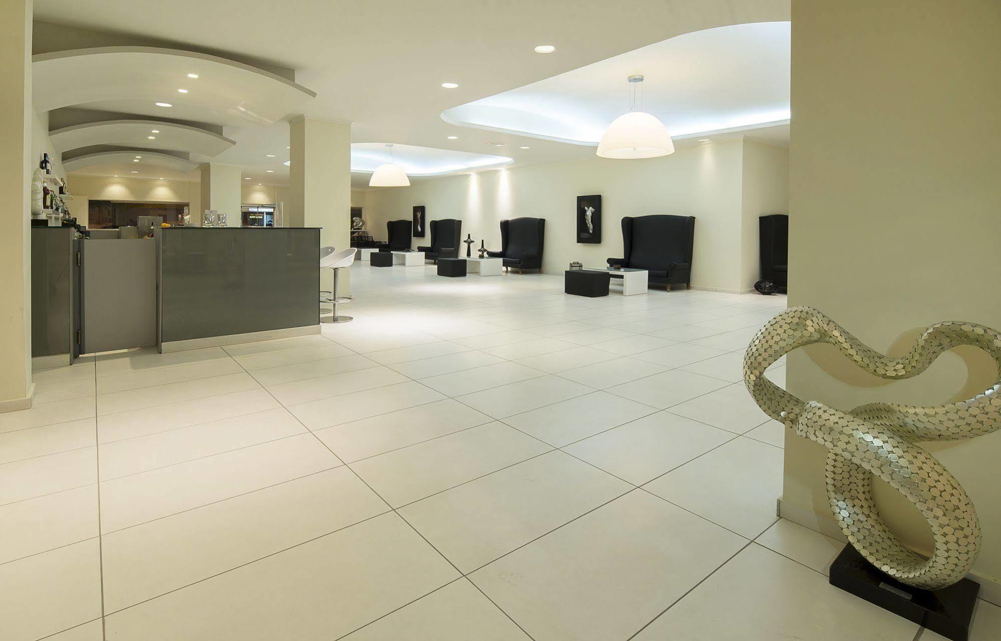 Golden Hotel 4*